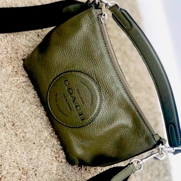 A warm green colour coach bag styled to go with every outfit. - Picture 2 of 4